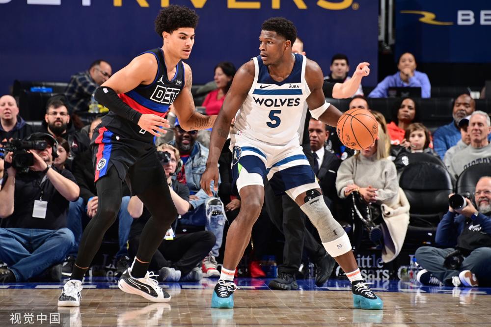 他与内马尔 他与内马尔