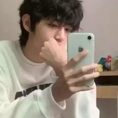 唐依童